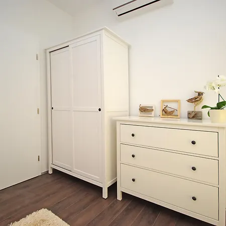 Luxury Jolara Apartment Mimice