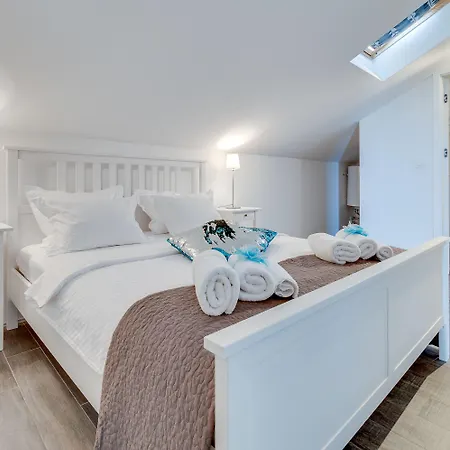 Luxury Jolara *