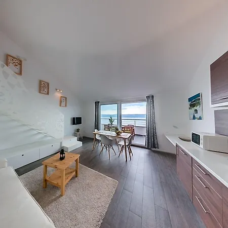 Luxury Jolara