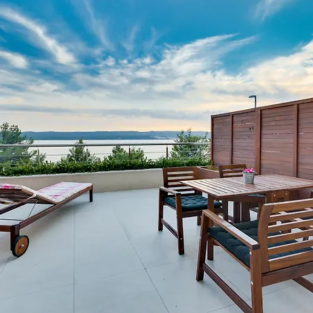 Luxury Jolara