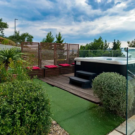 Apartment Luxury Jolara Mimice